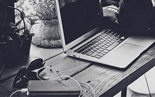 开云体育在线入口-球迷恶搞解说词合集