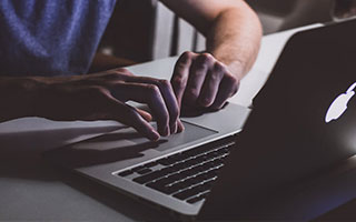 开云体育在线入口-球迷恶搞解说词合集