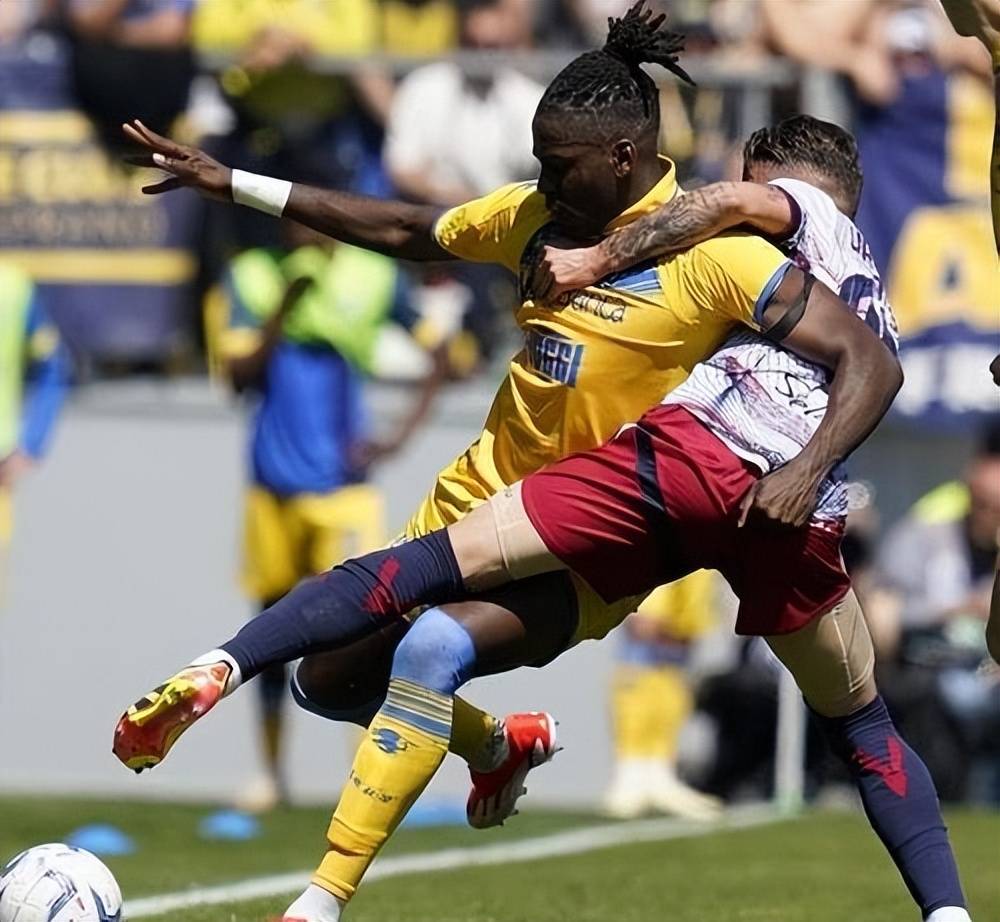 开云体育网址-意甲十大经典进球回顾