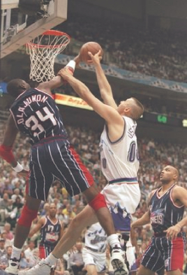 开云体育-盖帽榜新领军者出现