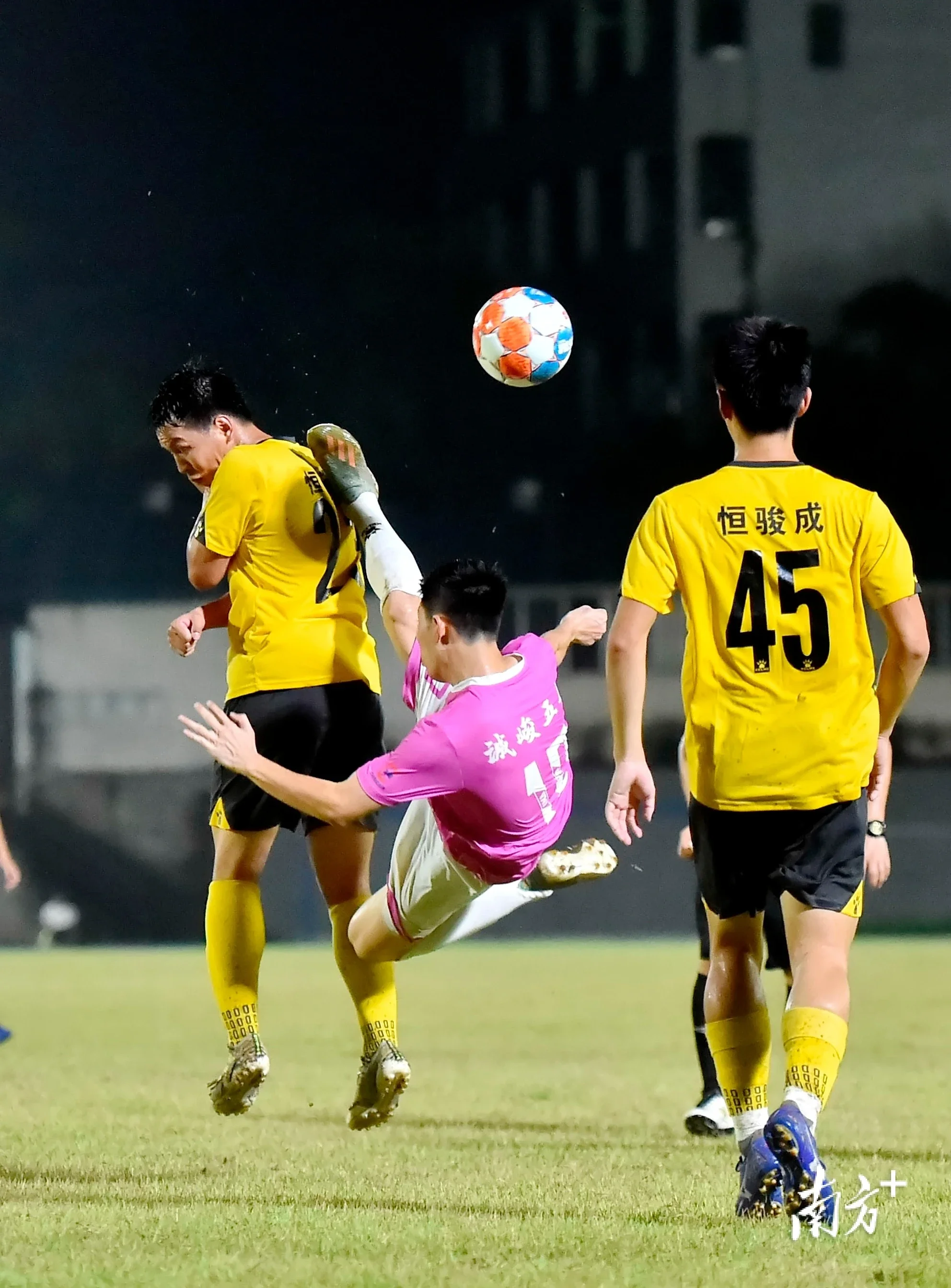 开云体育官网入口-“西甲的比赛日常，何谓真正的“足球文化”？”