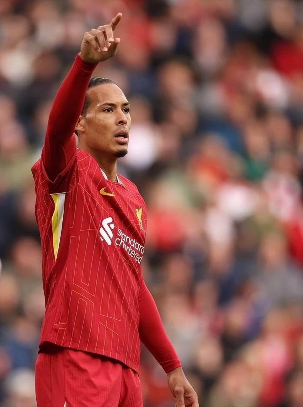 英超裁判判罚再惹争议，VAR能救场吗？