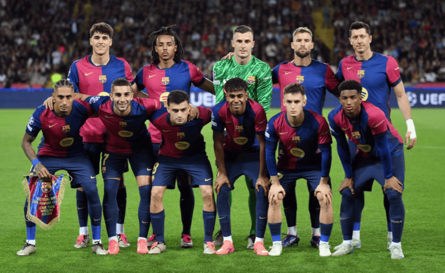 开云体育注册-拜仁锋线三叉戟新组合解析