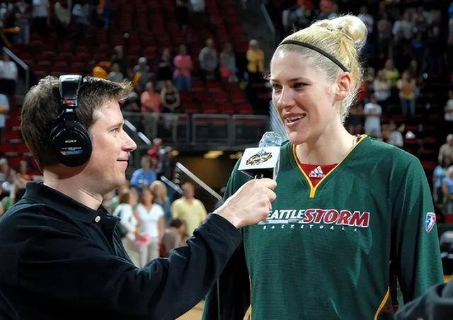 -唐佳丽回归女超，状态火热连场破门