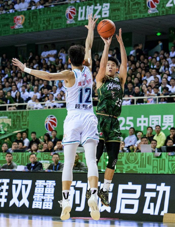 开云体育入口-助攻王&篮板王最新排名