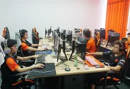 开云体育-《电竞选手的黄金年龄：25岁是否真的老了？》