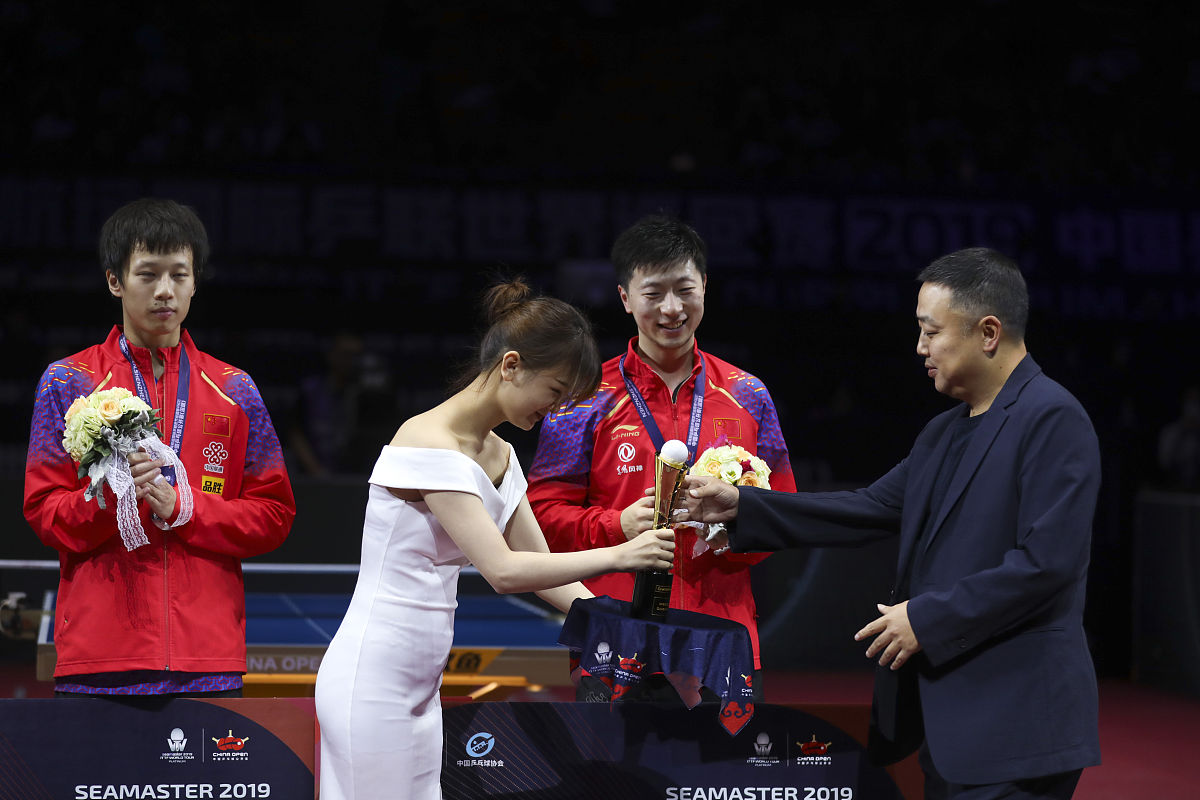 开云体育入口-“跨界运动会：明星与运动员同台竞技！”的简单介绍