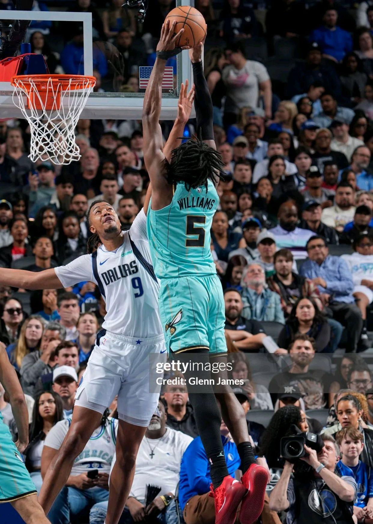 开云体育官网-东契奇50+三双，独行侠加时险胜