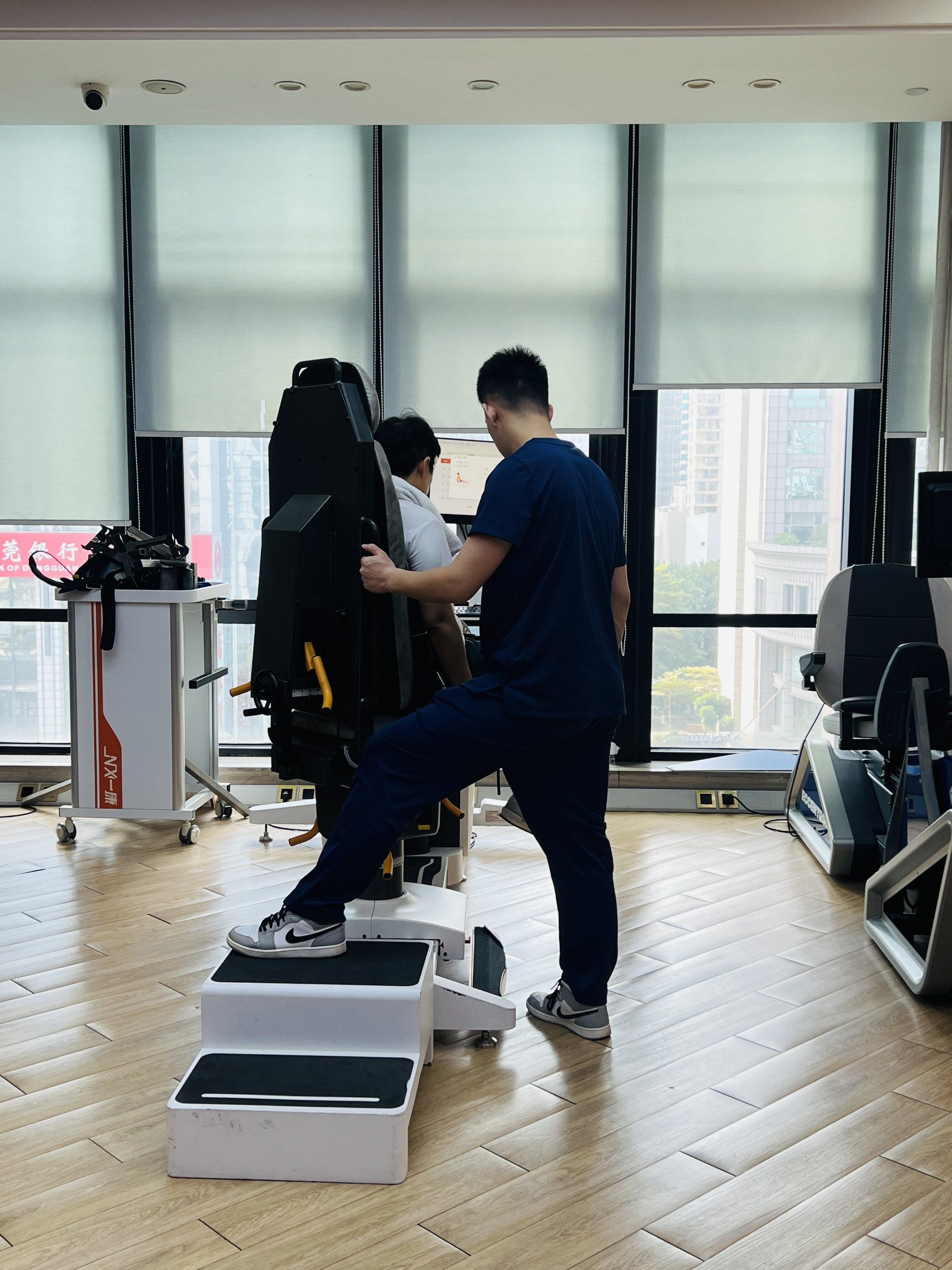 运动员康复机器人投入使用,恢复效率提升40% 运动员康复机器人投入使用,恢复效率提升40%